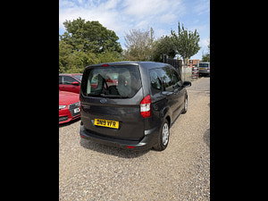 Ford Tourneo Courier thumbnail