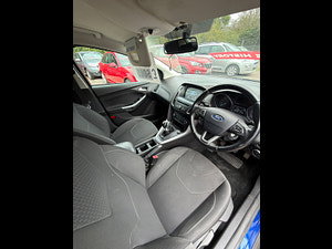 Ford Focus thumbnail