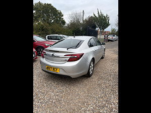 Vauxhall Insignia thumbnail