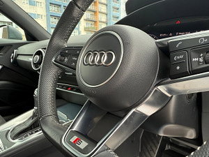 Audi TT thumbnail