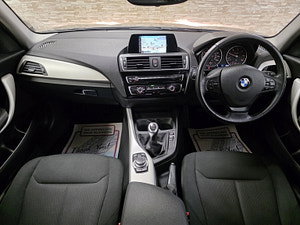 BMW 1 Series thumbnail