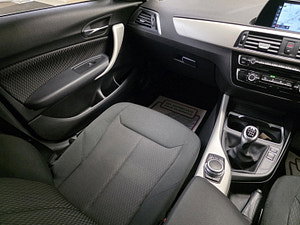 BMW 1 Series thumbnail