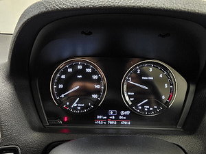 BMW 1 Series thumbnail