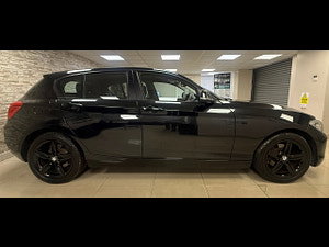 BMW 1 Series thumbnail