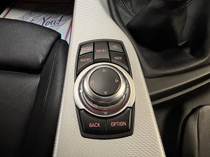 BMW 3 Series thumbnail
