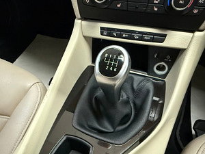 BMW X1 thumbnail