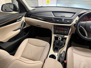 BMW X1 thumbnail