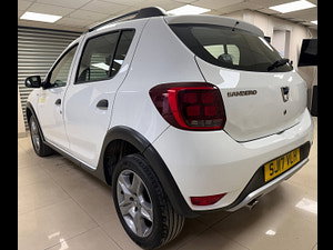 Dacia Sandero Stepway thumbnail