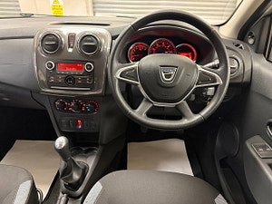 Dacia Sandero Stepway thumbnail