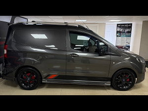 Ford Transit Courier thumbnail
