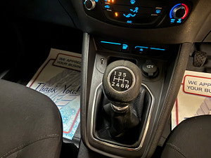 Ford Transit Courier thumbnail