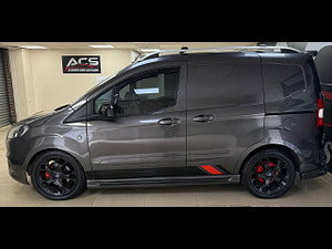 Ford Transit Courier thumbnail