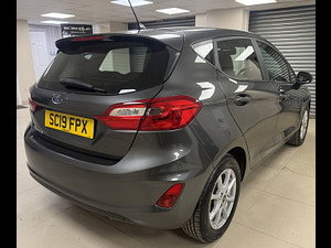 Ford Fiesta thumbnail