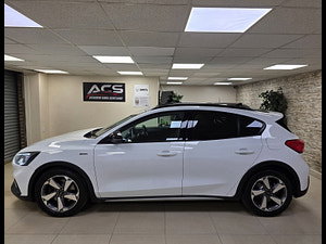 Ford Focus thumbnail