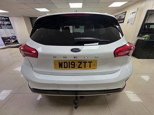 Ford Focus thumbnail