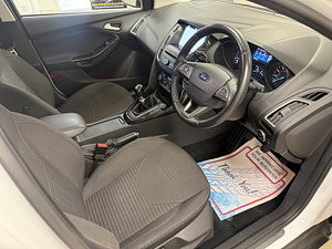 Ford Focus thumbnail