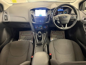 Ford Focus thumbnail