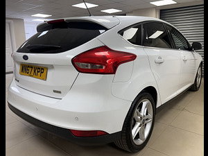 Ford Focus thumbnail