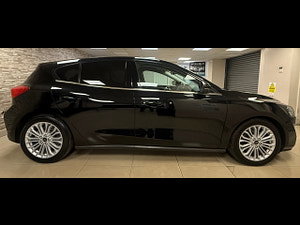 Ford Focus thumbnail