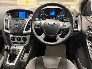 Ford Focus thumbnail