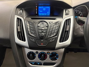 Ford Focus thumbnail