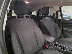 Ford Focus thumbnail