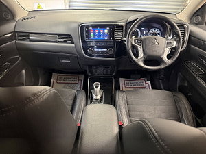 Mitsubishi Outlander thumbnail