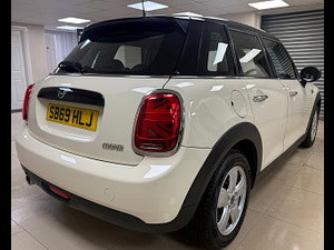 MINI Cooper thumbnail