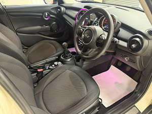 MINI Cooper thumbnail