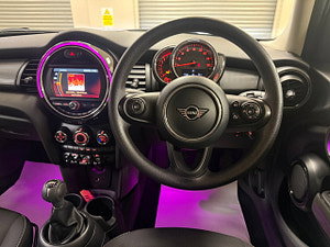 MINI Cooper thumbnail