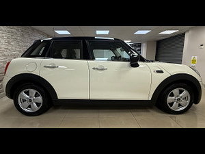 MINI Cooper thumbnail