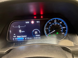 Nissan Leaf thumbnail