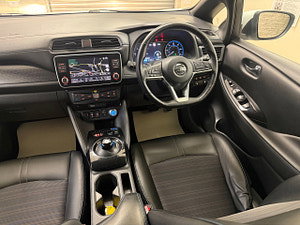Nissan Leaf thumbnail