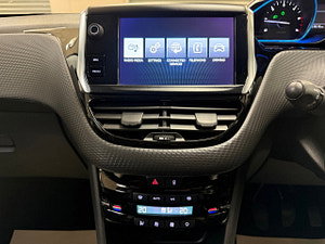 Peugeot 2008 thumbnail