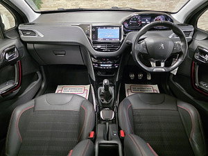Peugeot 2008 thumbnail