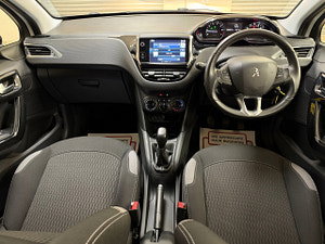 Peugeot 208 thumbnail