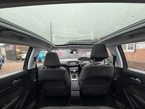 Peugeot 308 thumbnail