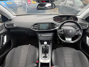 Peugeot 308 thumbnail