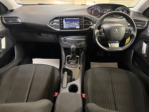 Peugeot 308 SW thumbnail
