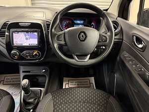 Renault Captur thumbnail