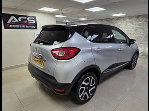 Renault Captur thumbnail