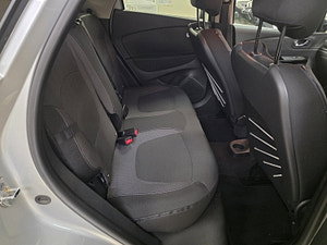 Renault Captur thumbnail
