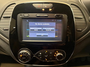 Renault Captur thumbnail