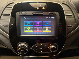 Renault Captur thumbnail