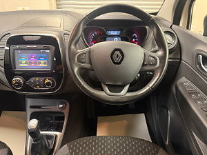Renault Captur thumbnail