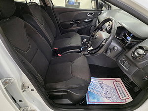 Renault Clio thumbnail