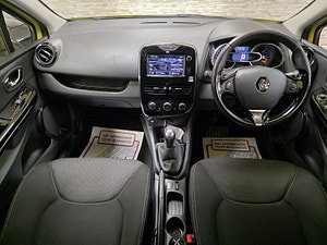 Renault Clio thumbnail