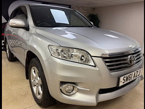 Toyota RAV4 thumbnail