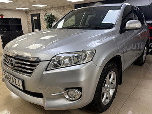 Toyota RAV4 thumbnail