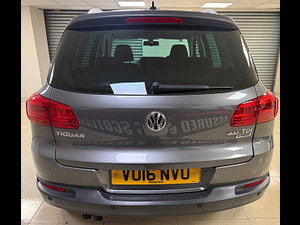 Volkswagen Tiguan thumbnail